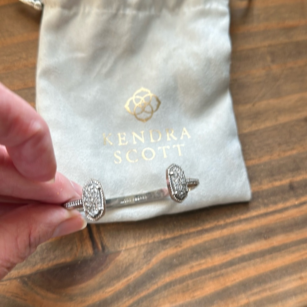Kendra Scott Bracelet - Picture 7 of 9
